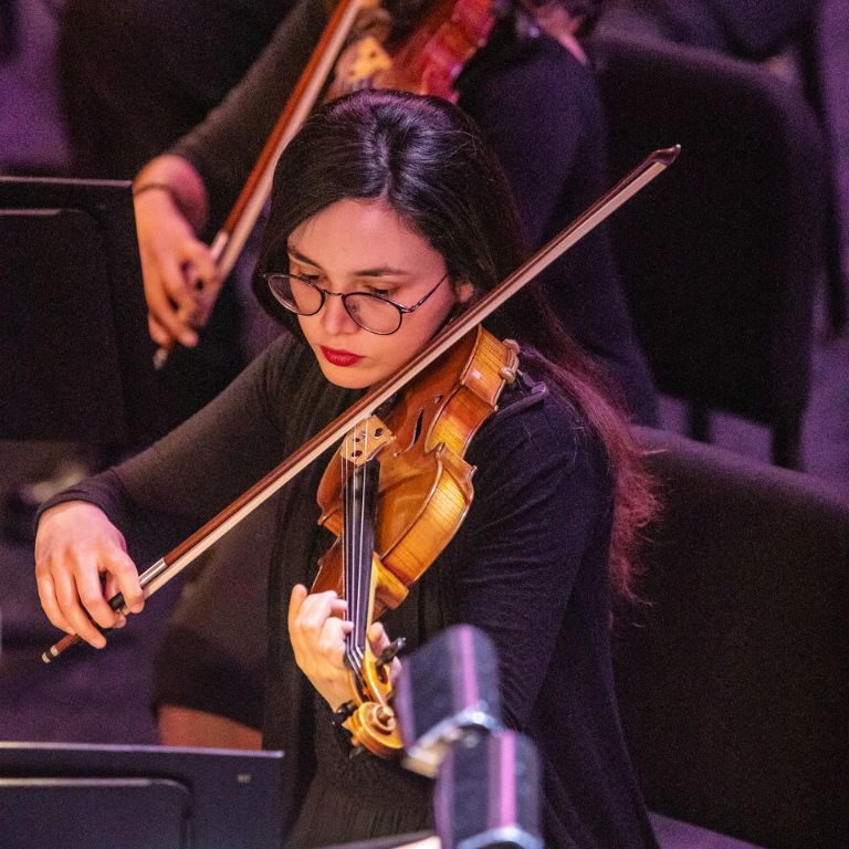 Maria Playing violin
